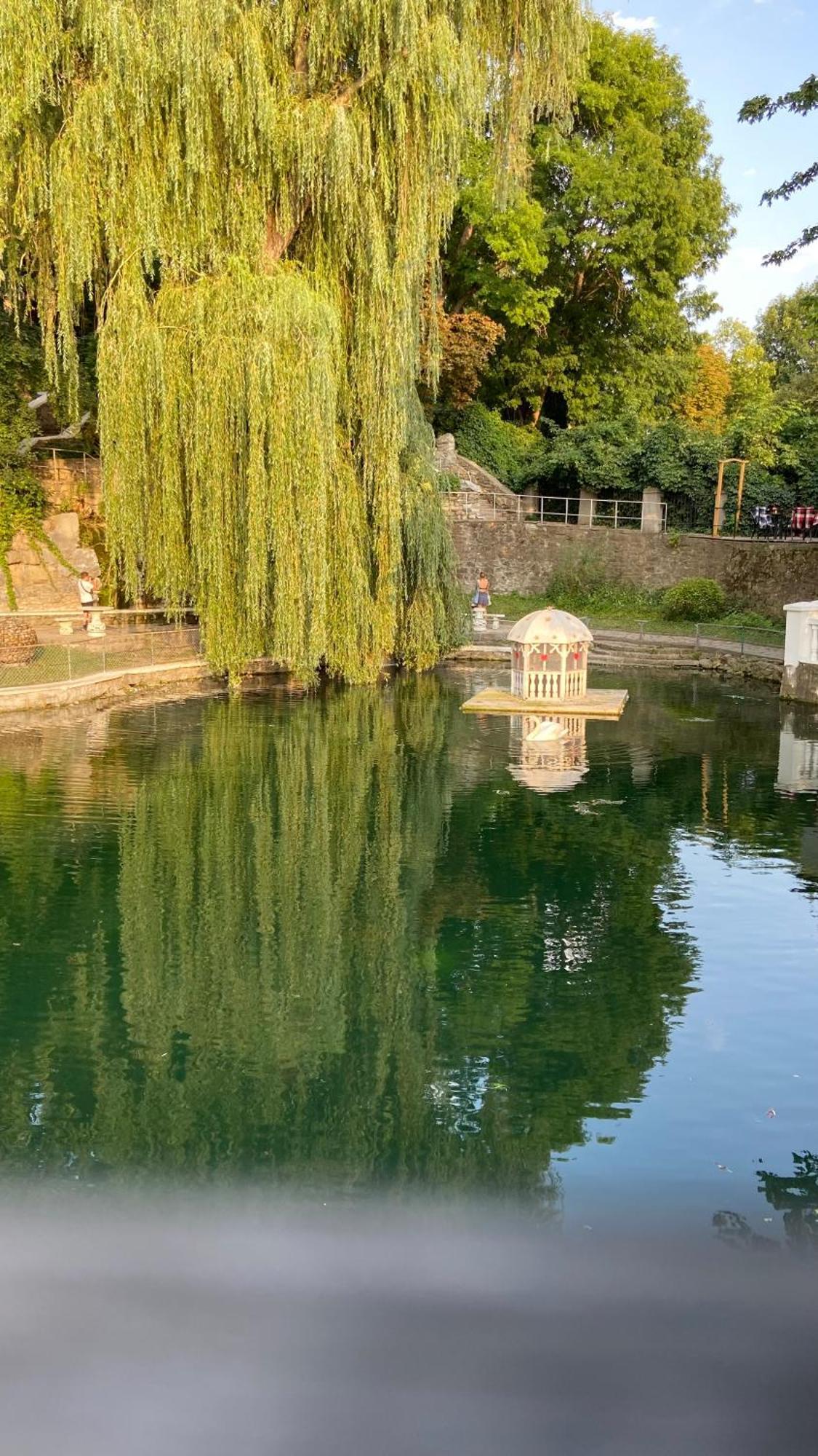 Квартира У Старому Місті คาเมียเนตส์-โปดิลสกี ภายนอก รูปภาพ